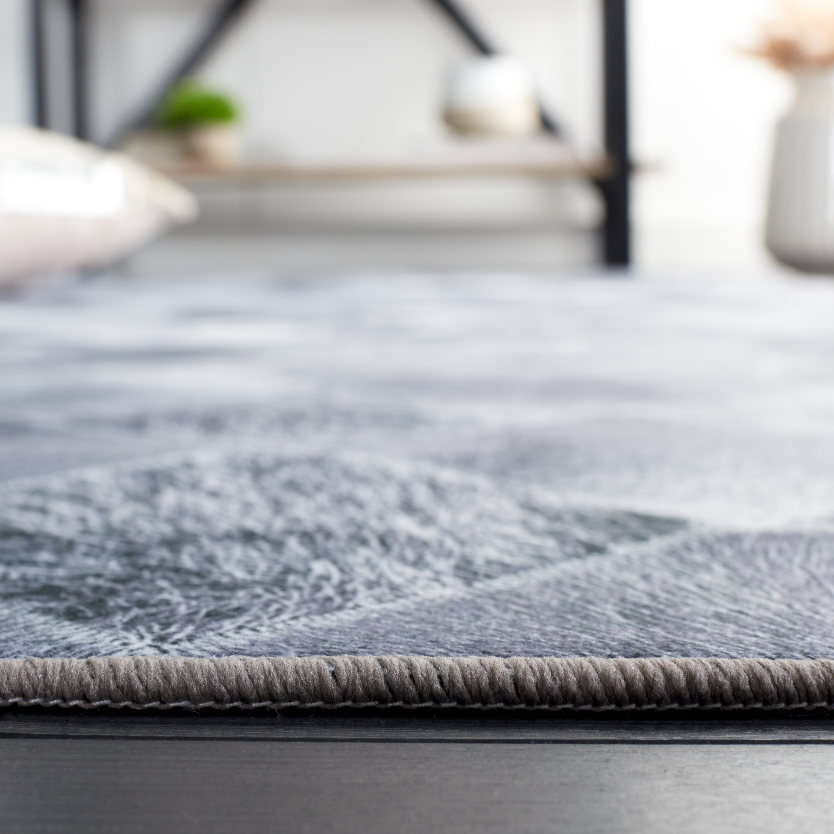 Safavieh Faux Hide 550 Rug, FAH550 - Grey / Dark Grey