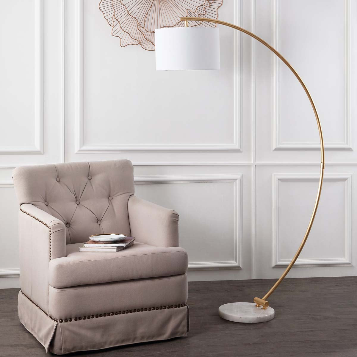 Safavieh Madigan Floor Lamp , FLL4115 - Gold / White