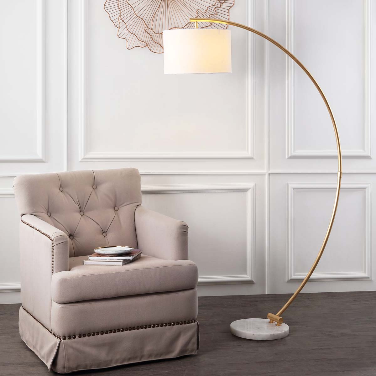 Safavieh Madigan Floor Lamp , FLL4115 - Gold / White