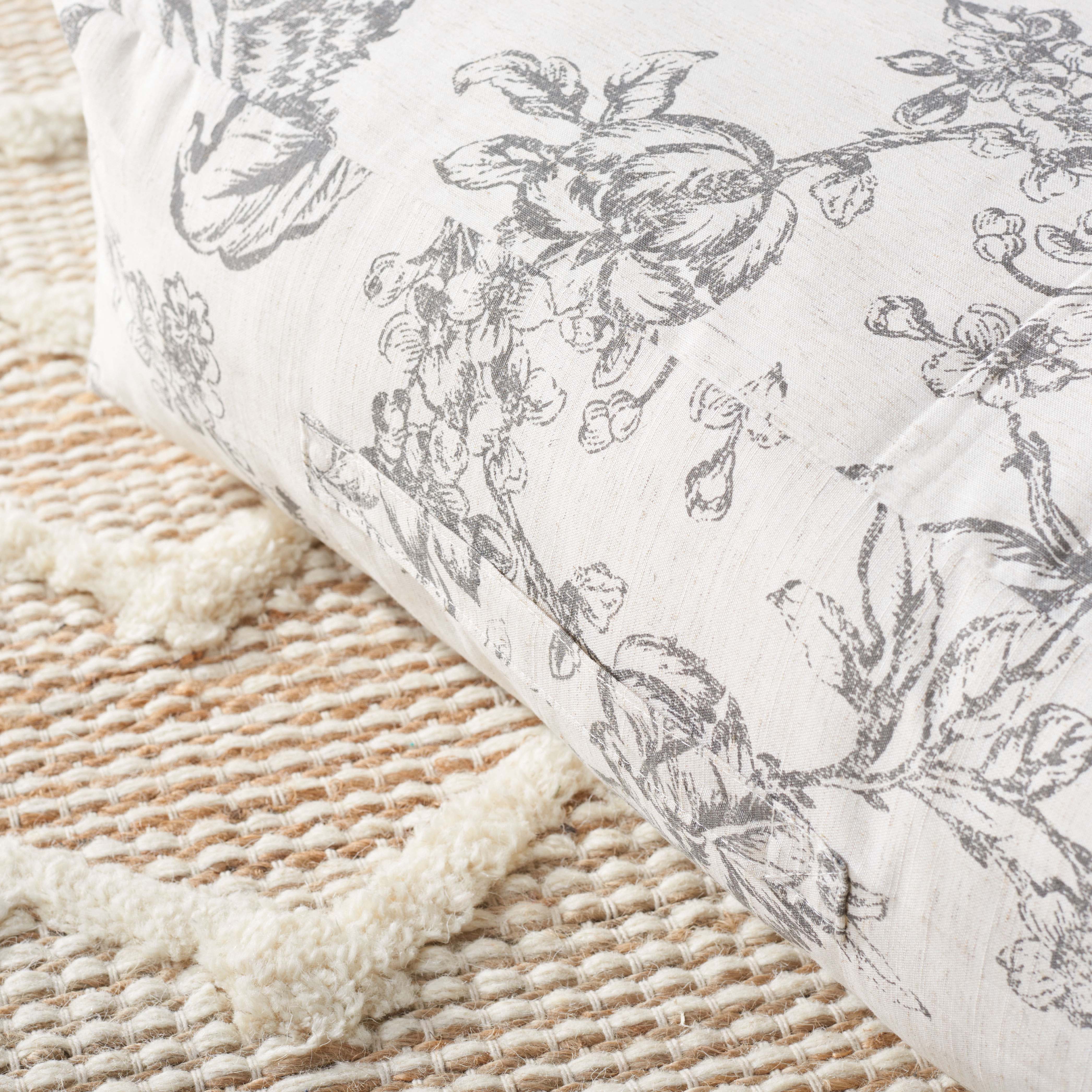 Safavieh Labelle Floor Pillow , FLP1011 - Beige/Black