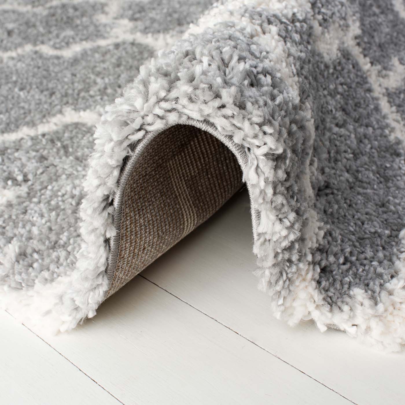 Safavieh Fontana Shag 818 Rug, FNT818 - Grey / Cream