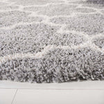 Safavieh Fontana Shag 818 Rug, FNT818 - Grey / Cream