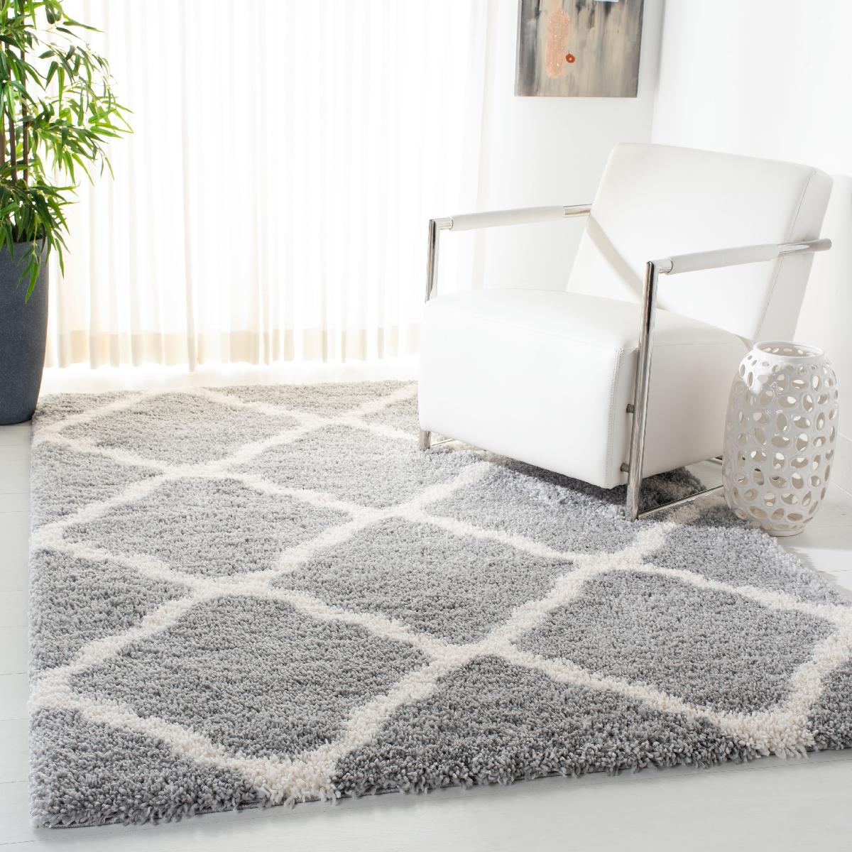 Safavieh Fontana Shag 821 Rug, FNT821 - Grey / Cream