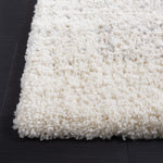 Safavieh Fontana Shag 827 Rug, FNT827 - Ivory / Grey