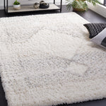 Safavieh Fontana Shag 827 Rug, FNT827 - Ivory / Grey