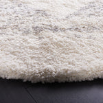 Safavieh Fontana Shag 827 Rug, FNT827 - Ivory / Grey