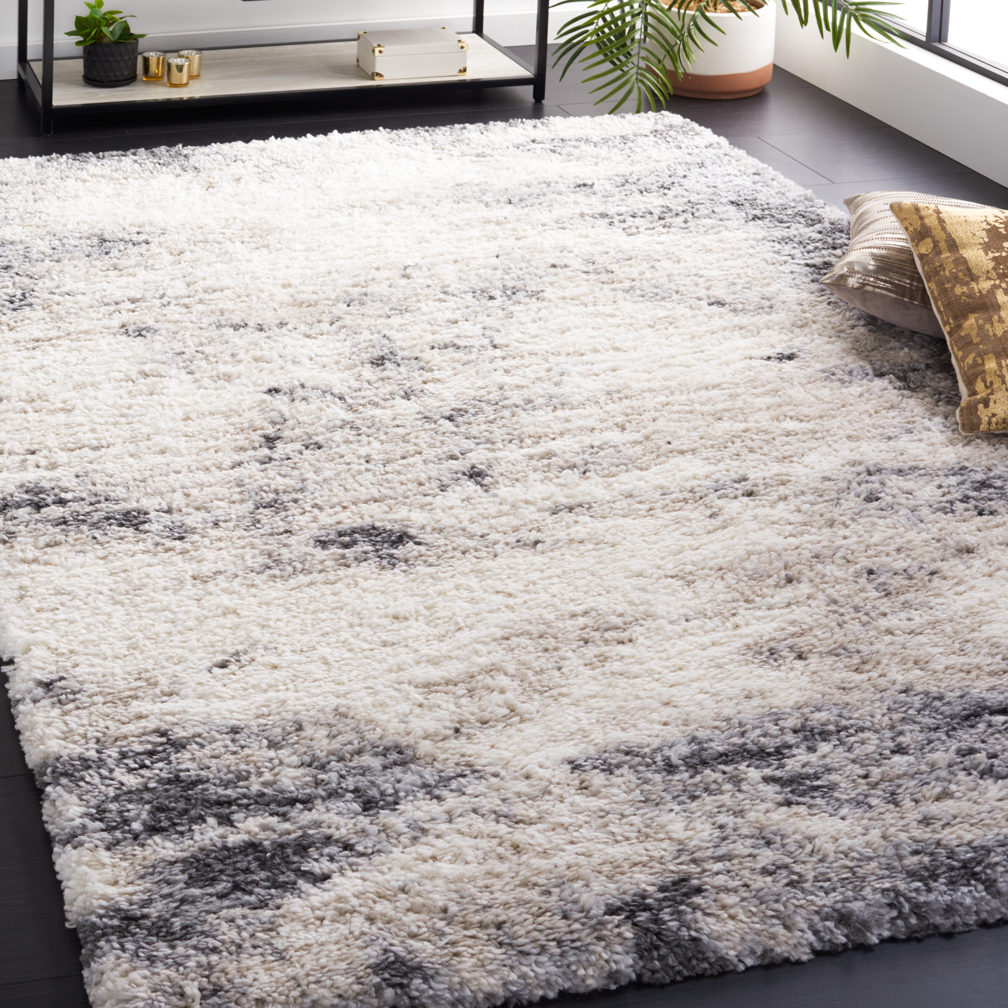 Safavieh Fontana Shag 831 Rug, FNT831 - Ivory / Grey