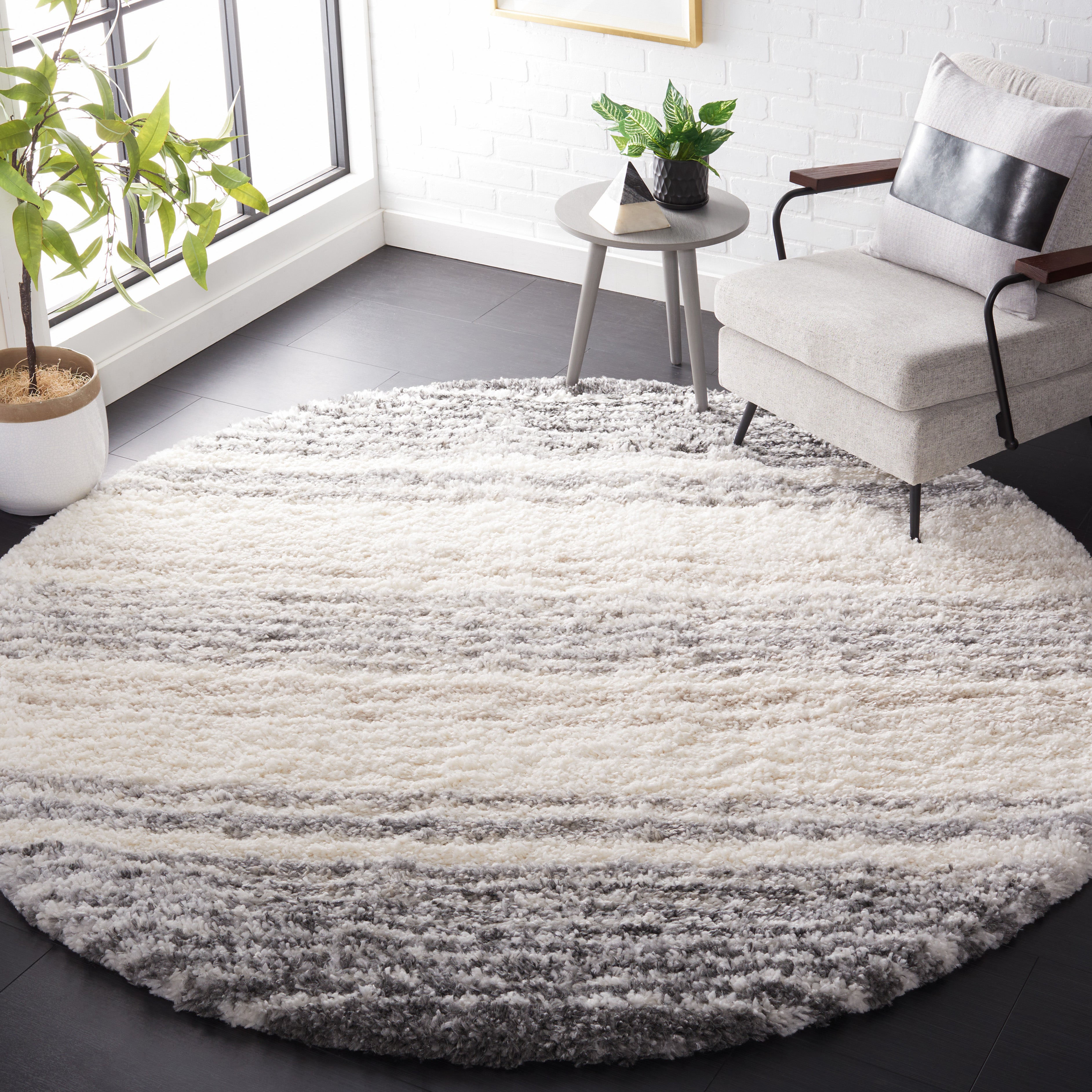 Safavieh Fontana Shag 832 Rug, FNT832 - Ivory / Grey