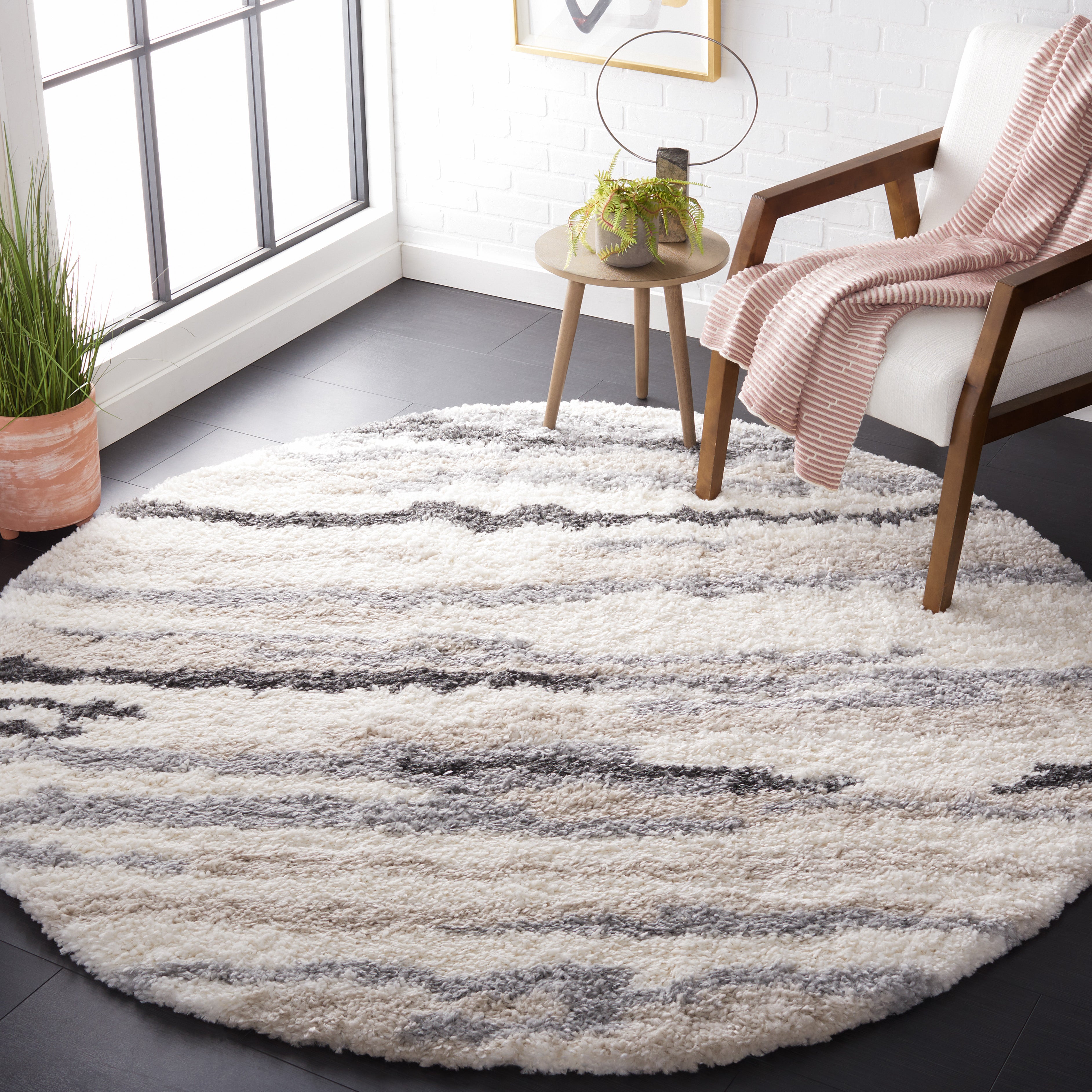 Safavieh Fontana Shag 833 Rug, FNT833 - Ivory / Grey