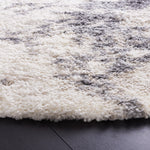 Safavieh Fontana Shag 834 Rug, FNT834 - Ivory / Grey