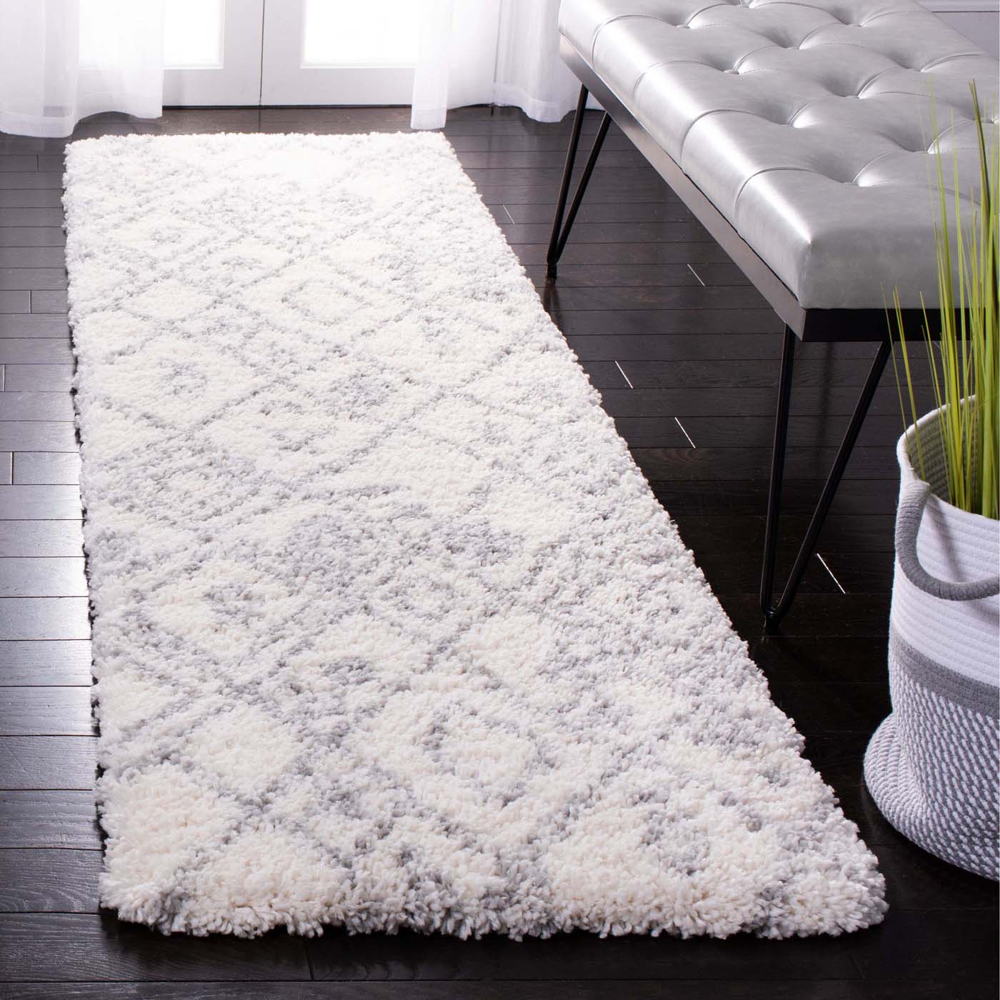 Safavieh Fontana Shag 836 Rug, FNT836 - Cream / Grey