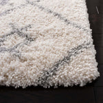 Safavieh Fontana Shag 836 Rug, FNT836 - Cream / Grey