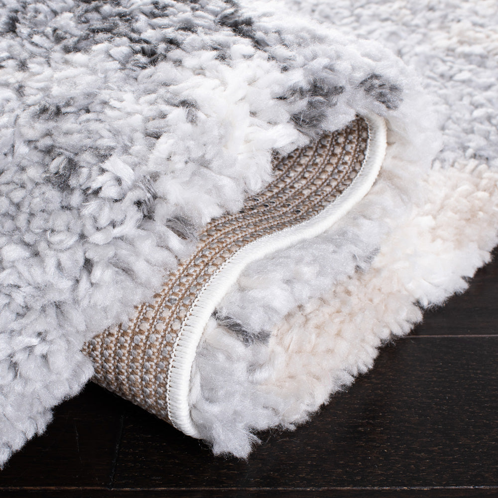 Safavieh Fontana Shag 840 Rug, FNT840 - Grey / Charcoal