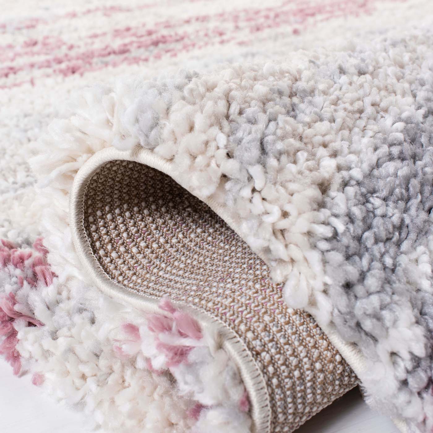 Safavieh Fontana Shag 842 Rug, FNT842 - Ivory / Pink