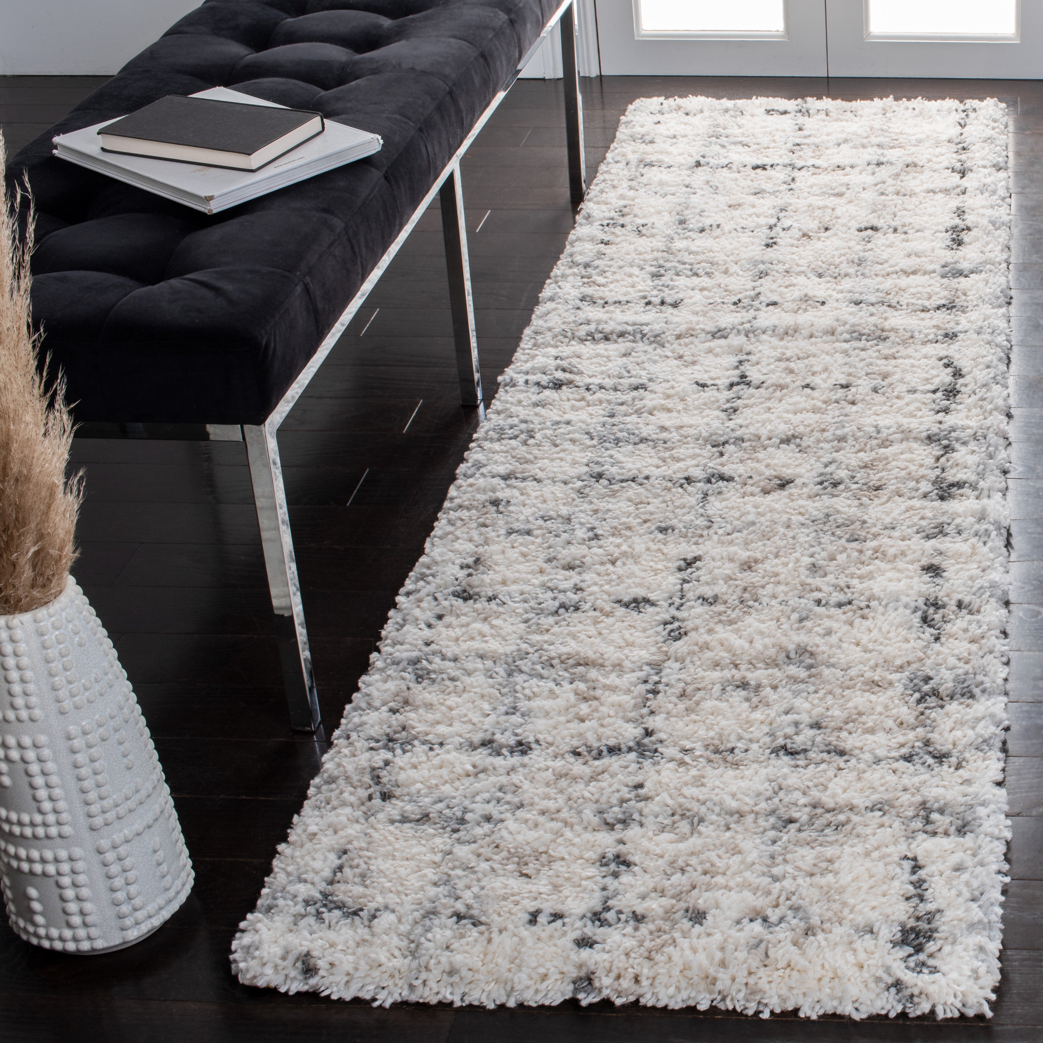 Safavieh Fontana Shag 868 Rug, FNT868 - Grey / Ivory