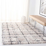 Safavieh Fontana Shag 868 Rug, FNT868 - Grey / Ivory