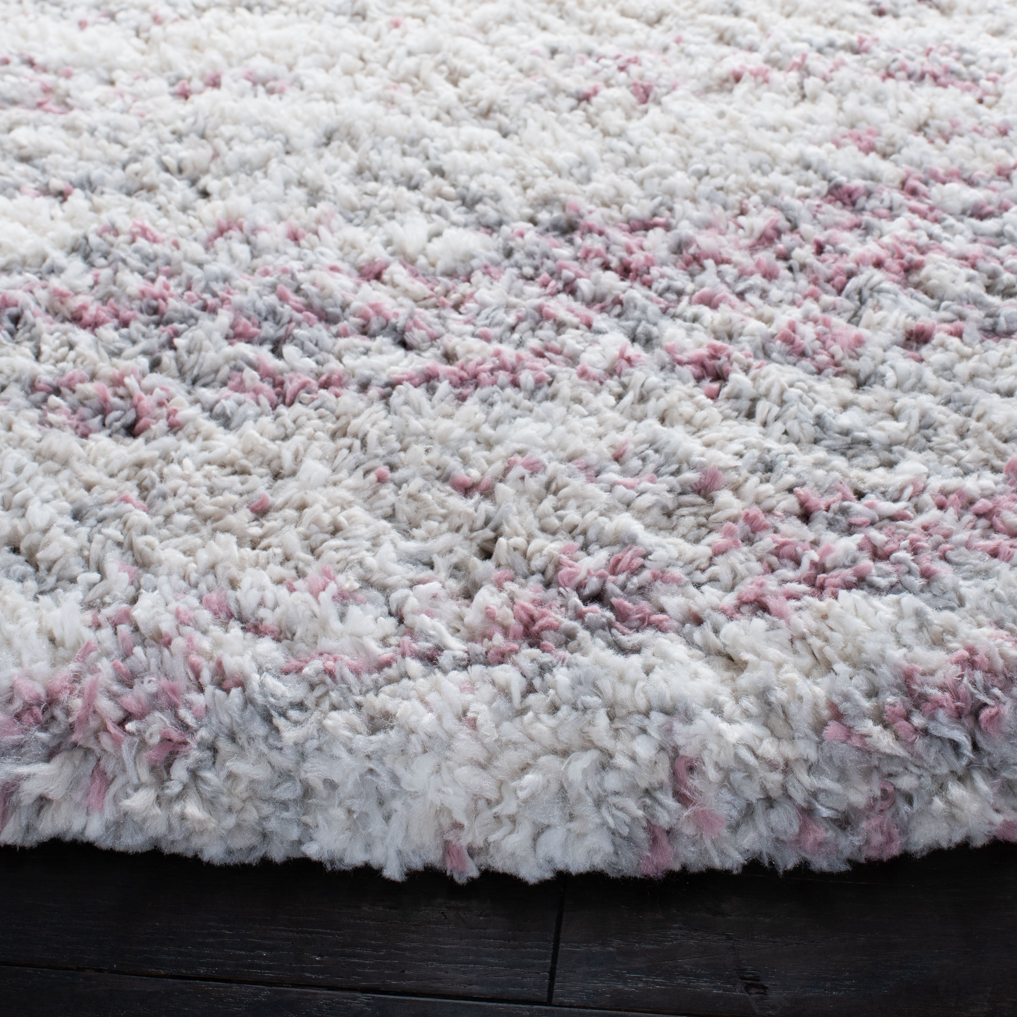 Safavieh Fontana Shag 875 Rug, FNT875 - Pink / Grey