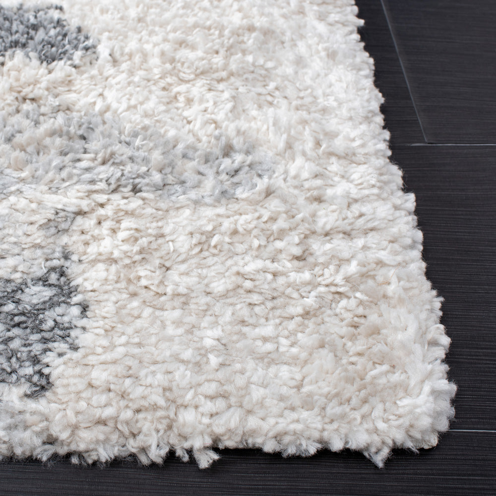Safavieh Fontana Shag 890 Rug, FNT890 - Grey / Ivory