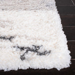 Safavieh Fontana Shag 898 Rug, FNT898 - Grey / Ivory