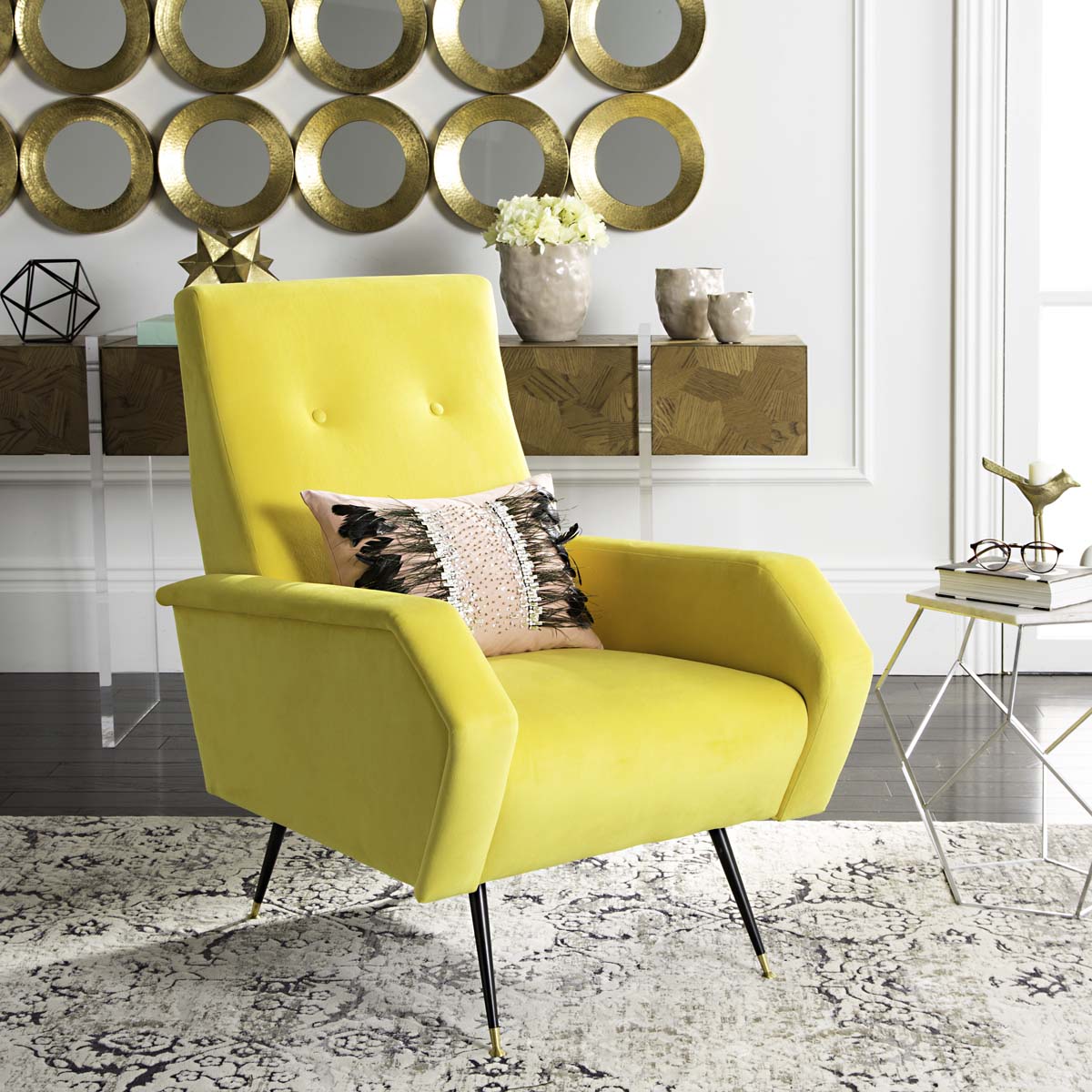 Safavieh Aida Velvet Retro Mid Century Accent Chair , FOX6258 - Yellow Velvet