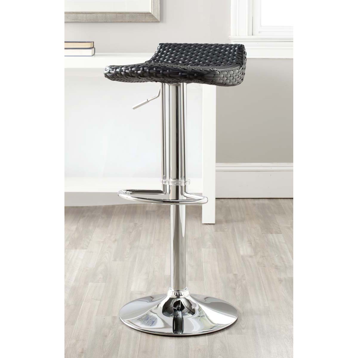 Safavieh Juji Swivel Bar Stool , FOX7527 - Black