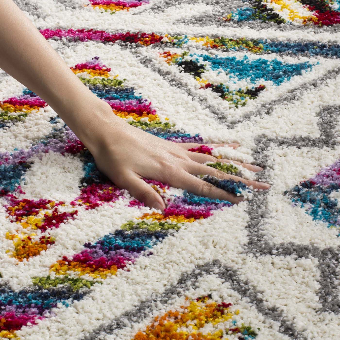 Safavieh Fiesta Shag 365 Rug, FSG365 - Cream / Multi