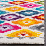 Safavieh Fiesta Shag 374 Rug, FSG374 - Cream / Multi