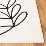 Safavieh Fifth Avenue 111 Rug, FTV111 - Ivory / Black