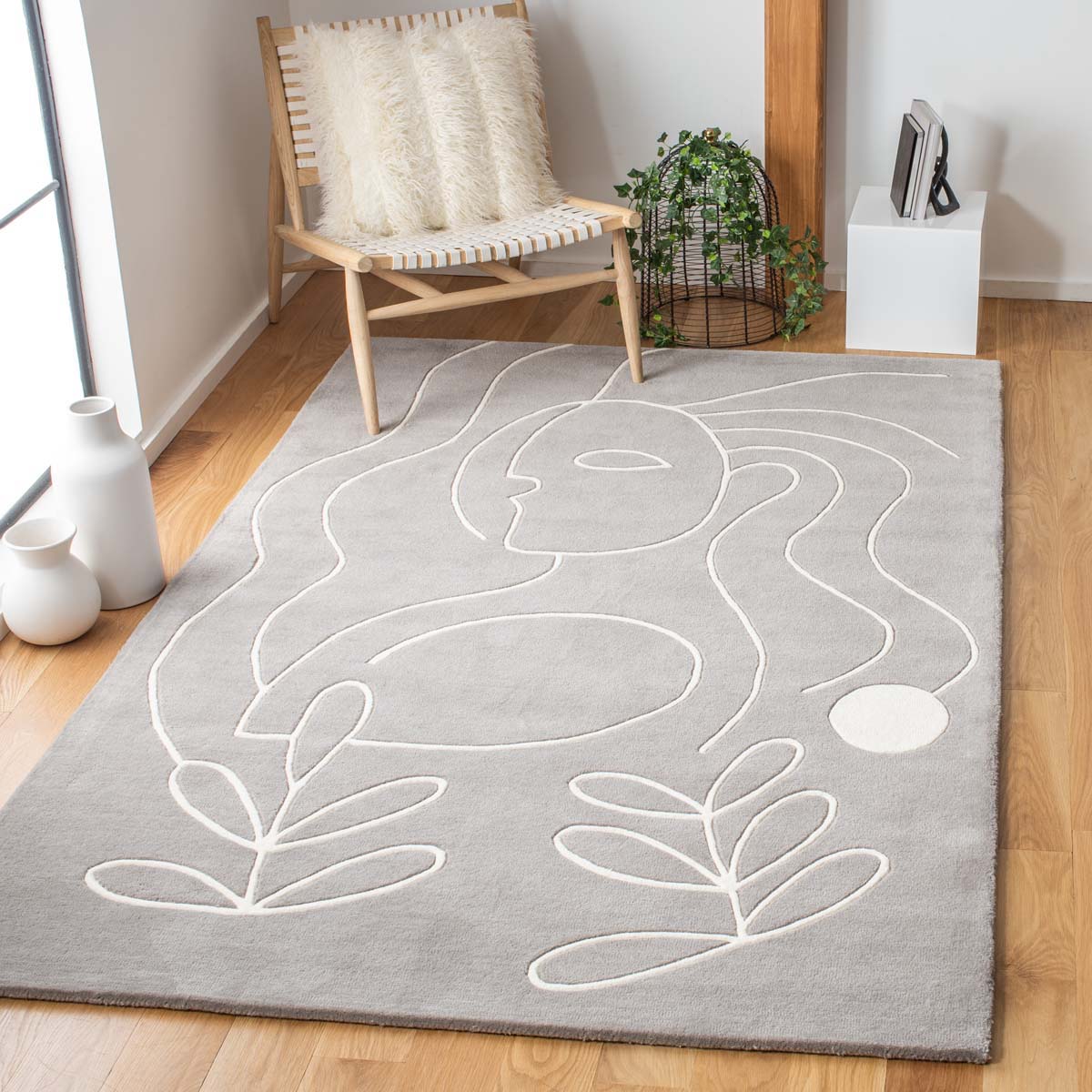 Safavieh Fifth Avenue 111 Rug, FTV111 - Grey / Ivory