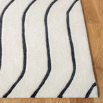 Safavieh Fifth Avenue 113 Rug, FTV113 - Ivory / Black