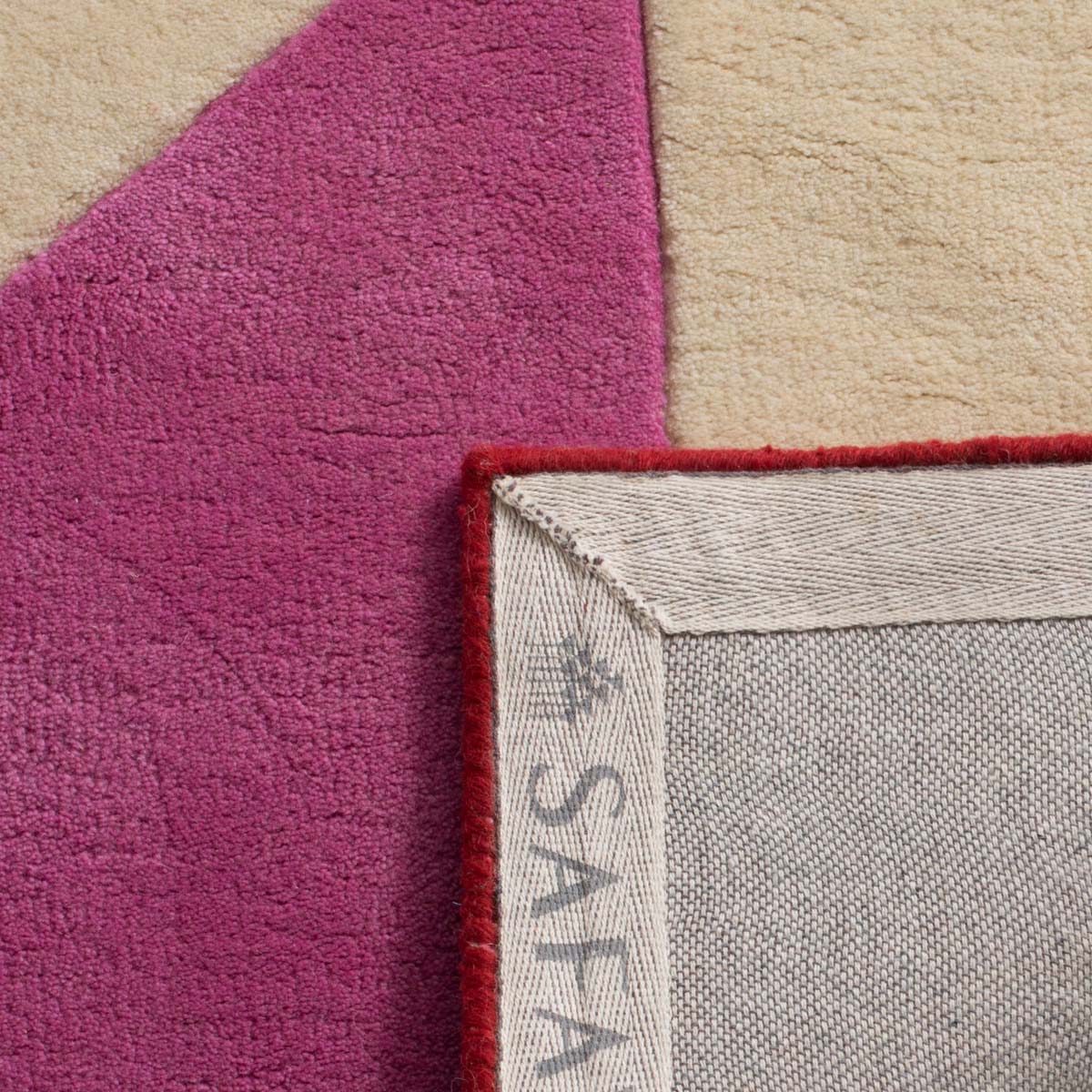 Safavieh Fifth Avenue 116 Rug, FTV116 - Ivory / Purple