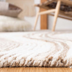 Safavieh Fifth Avenue 121 Rug, FTV121 - Beige / Ivory