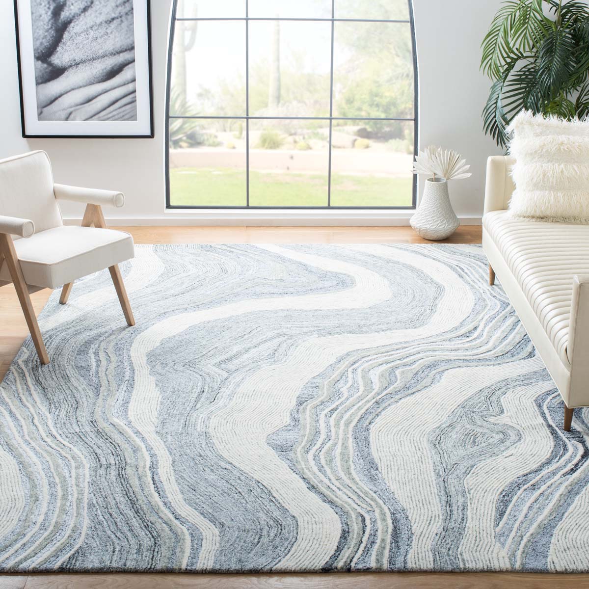 Safavieh Fifth Avenue 121 Rug, FTV121 - Grey / Ivory