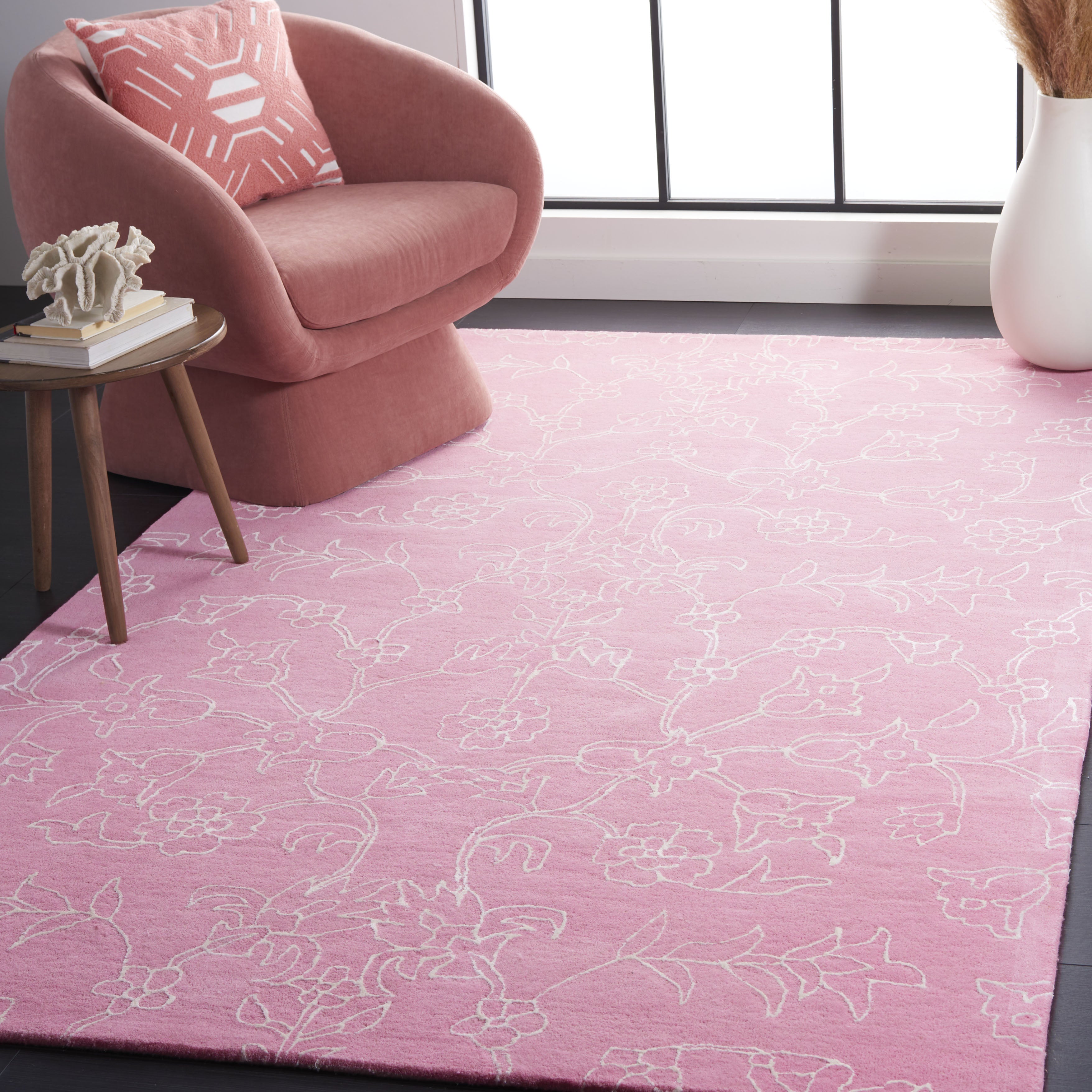 Safavieh Fifth Avenue 135 Rug, FTV135 - Pink / Ivory