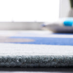 Safavieh Fifth Avenue 140 Rug, FTV140 - Blue / Ivory