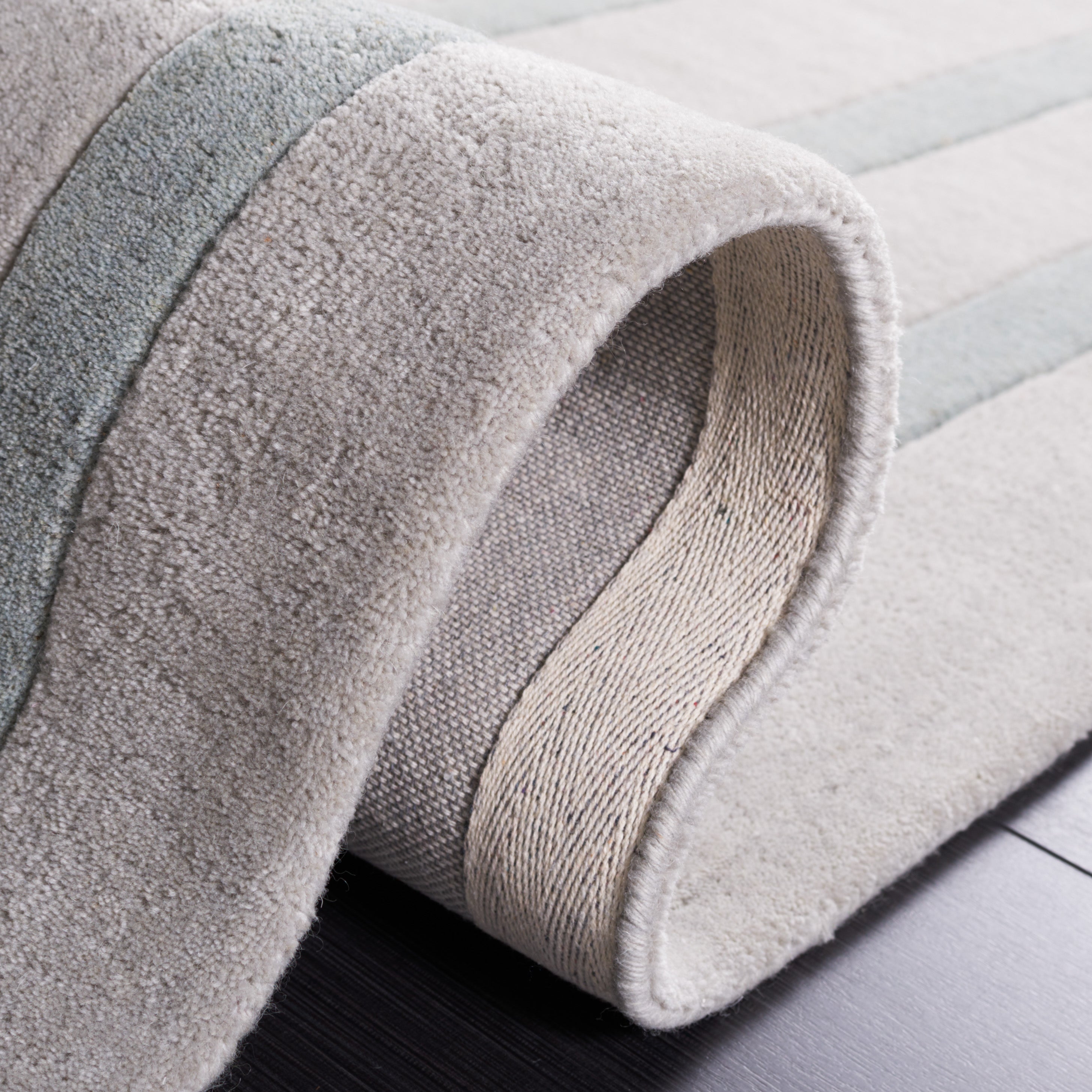 Safavieh Fifth Avenue 145 Rug, FTV145 - Ivory / Brown