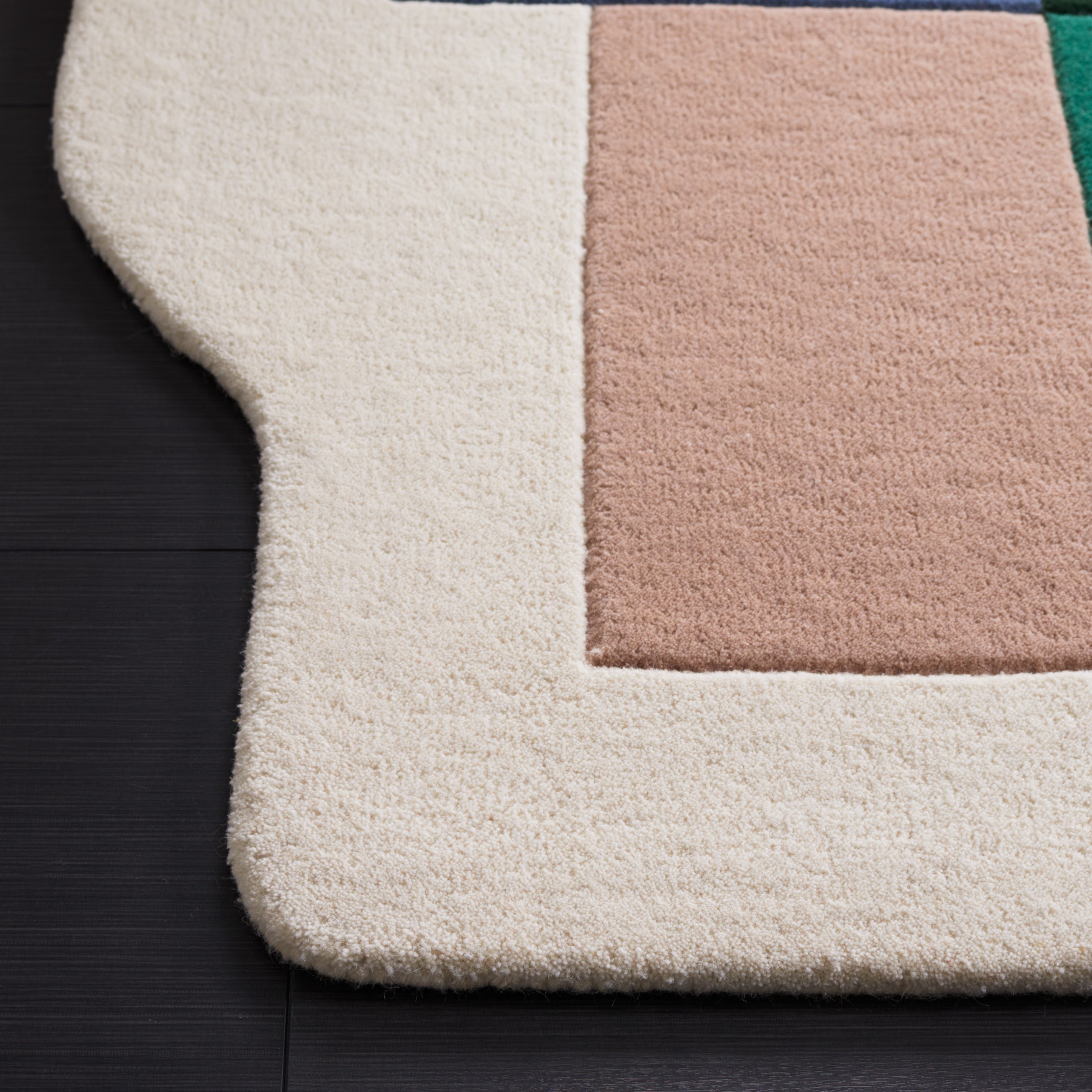 Safavieh Fifth Avenue 148 Rug, FTV148 - Ivory / Blue