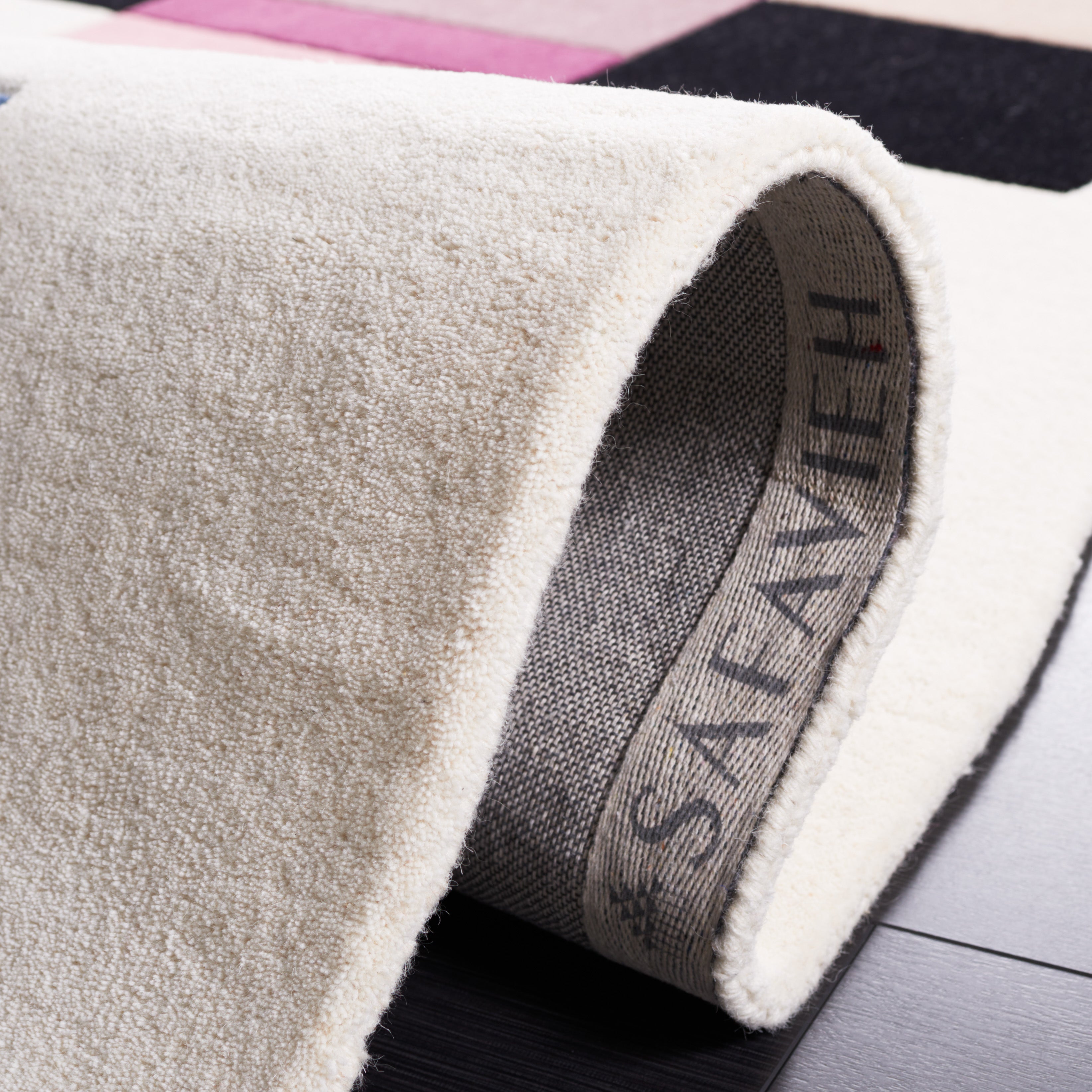 Safavieh Fifth Avenue 148 Rug, FTV148 - Ivory / Blue