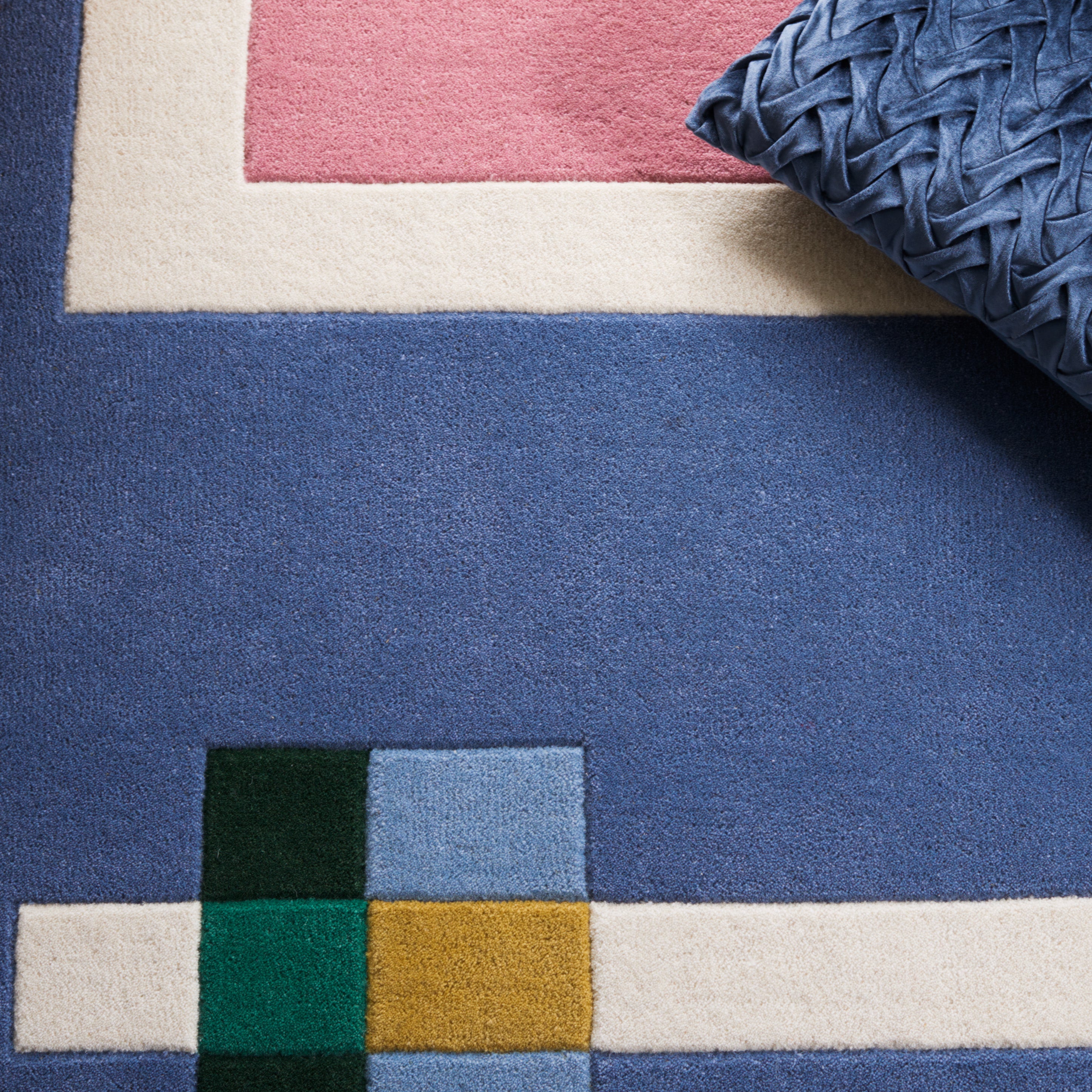 Safavieh Fifth Avenue 148 Rug, FTV148 - Ivory / Blue