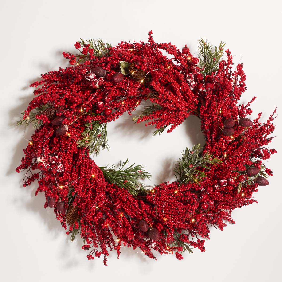 Safavieh Faux 30 Berry & Pine Led Wreath , FXP1093 - Deep Red / Green