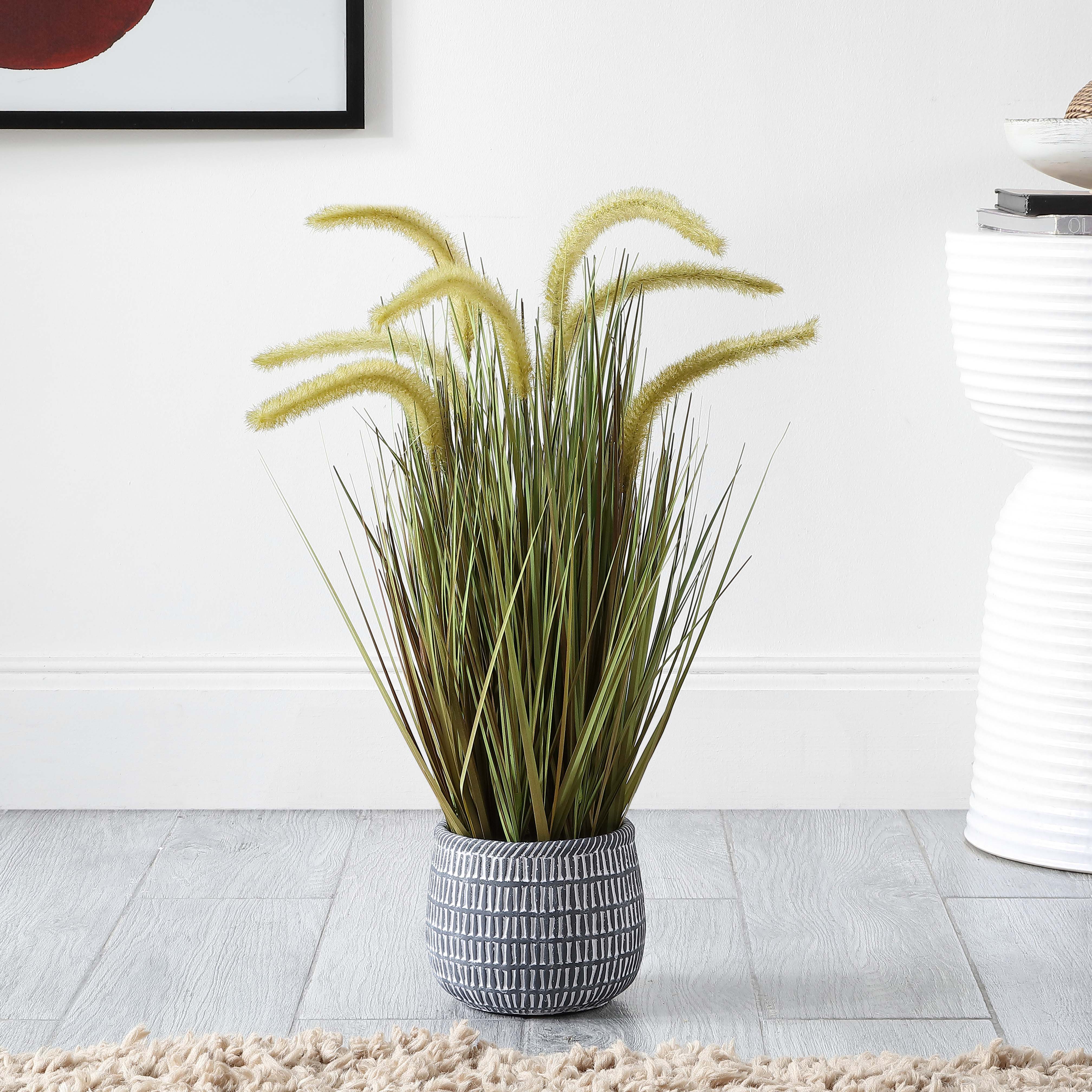 Safavieh Faux 21 Potted Grass Plant , FXP2000 - Green