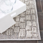 Safavieh Global 202 Rug, GLB202 - Grey / Ivory
