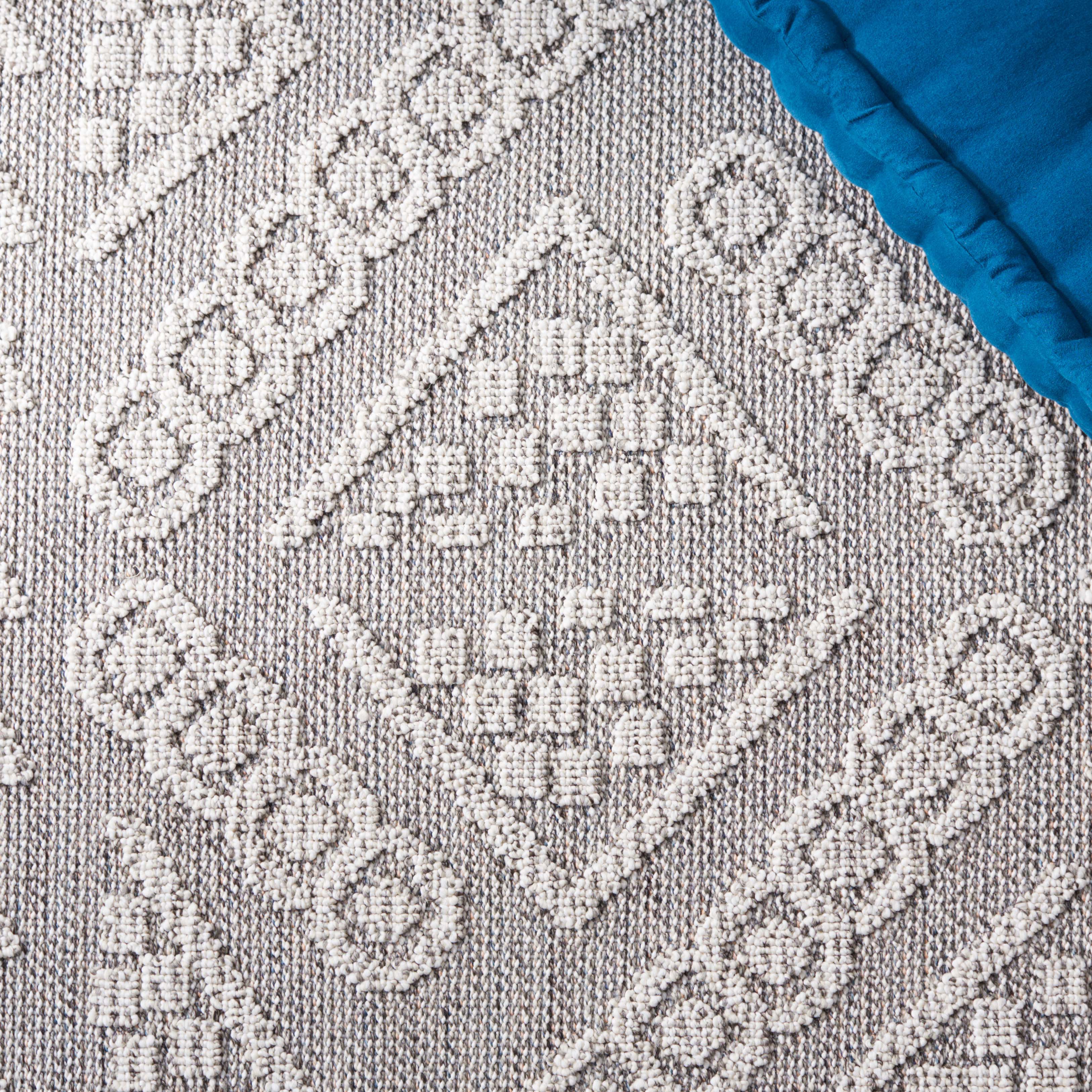 Safavieh Global 202 Rug, GLB202 - Grey / Ivory