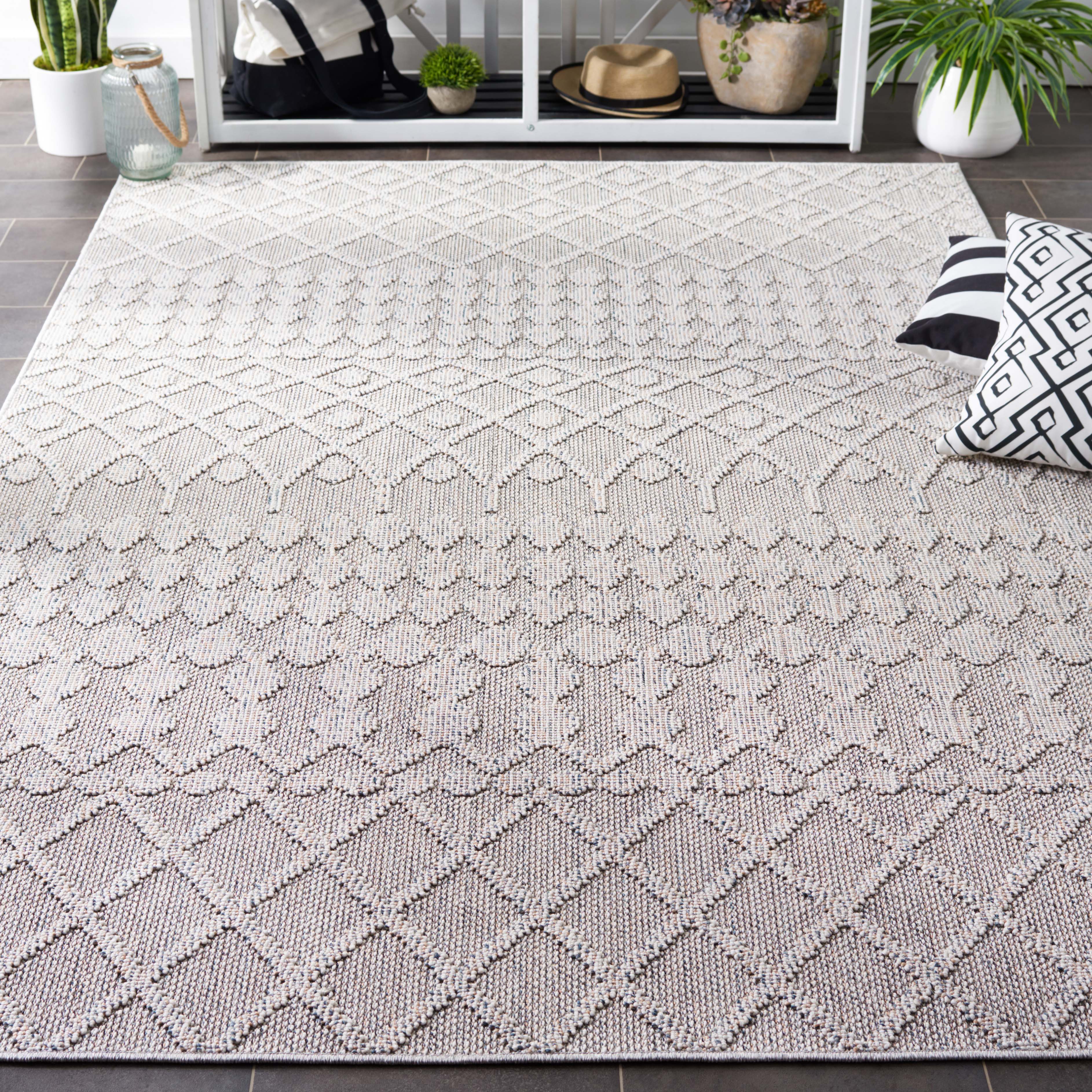 Safavieh Global 206 Rug, GLB206 - Grey / Ivory