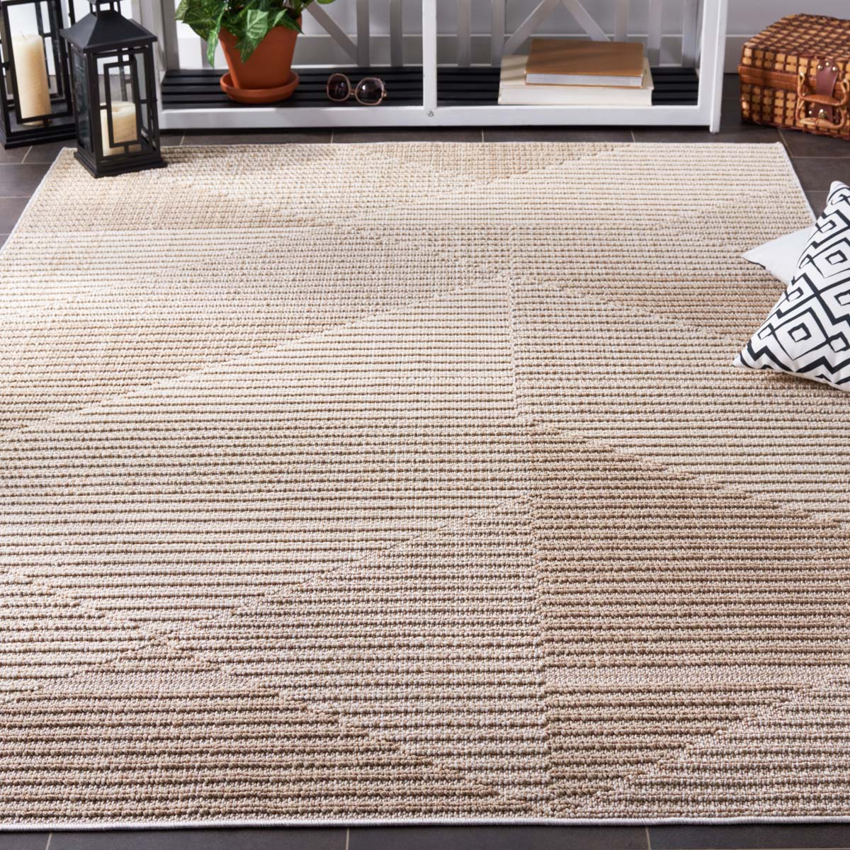 Safavieh Global 400 Rug, GLB400 - Beige / Ivory