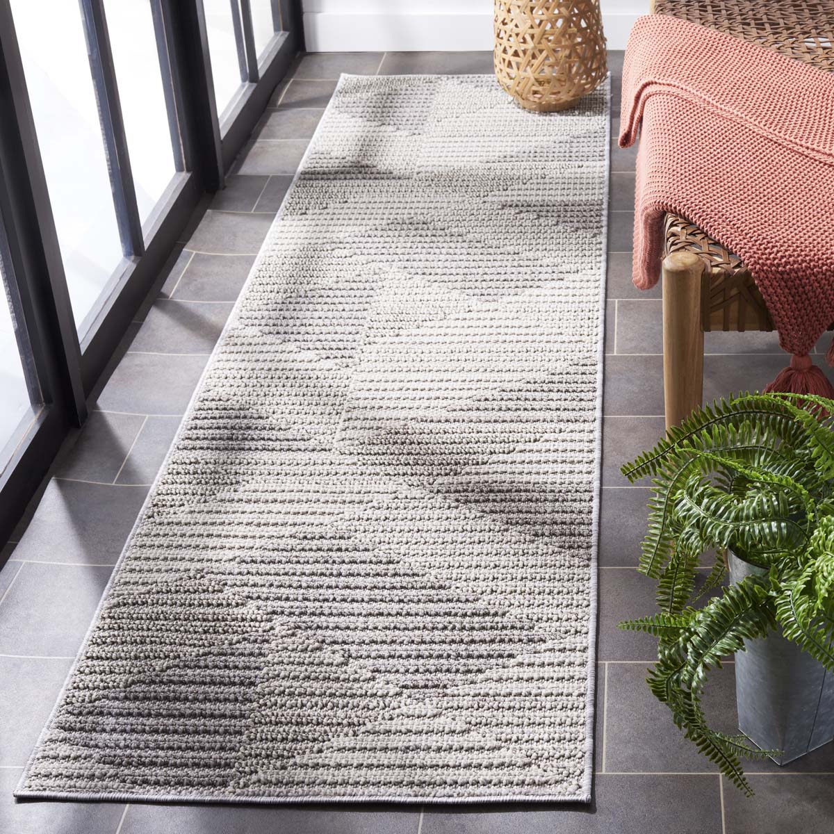 Safavieh Global 400 Rug, GLB400 - Light Grey / Grey