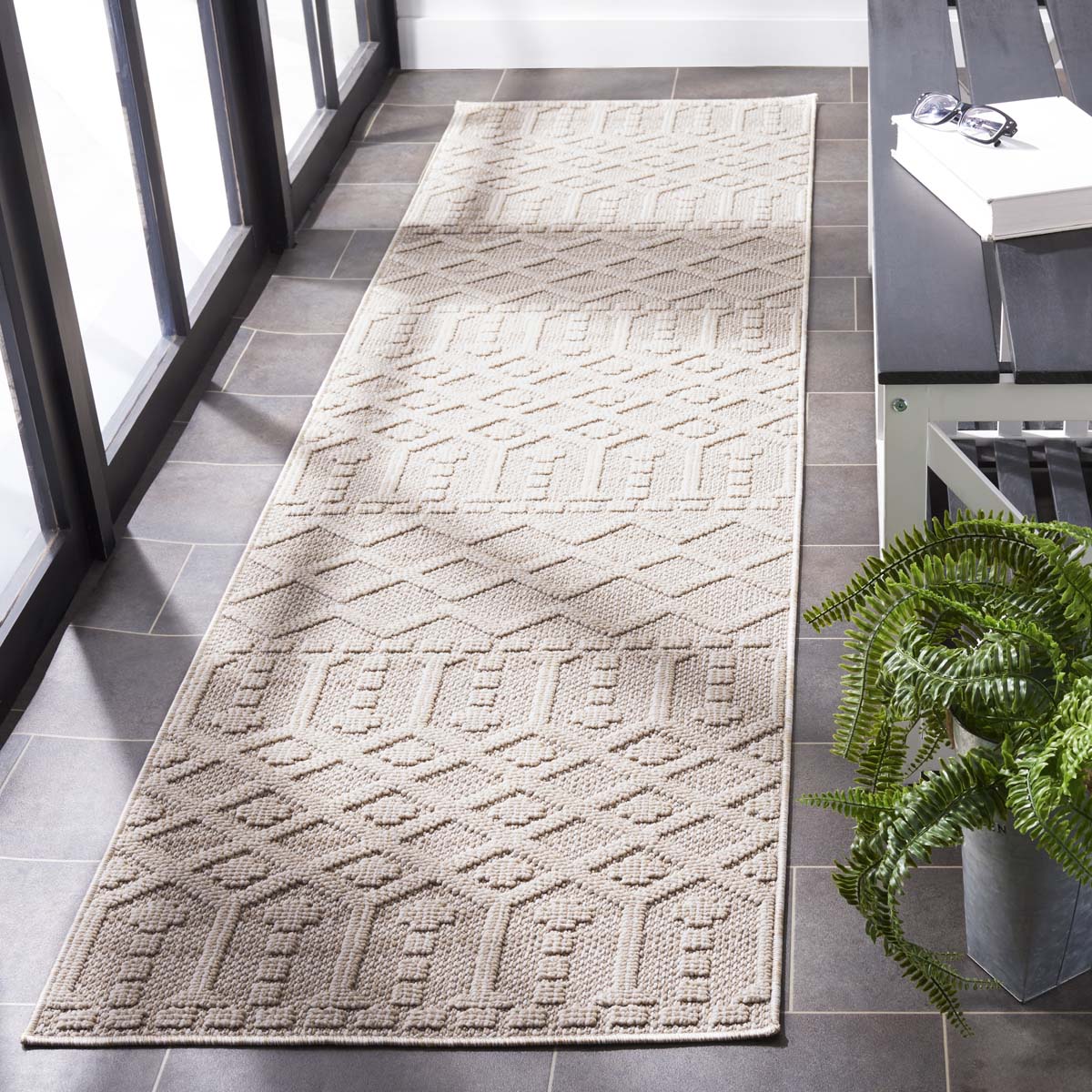 Safavieh Global 402 Rug, GLB402 - Beige / Ivory