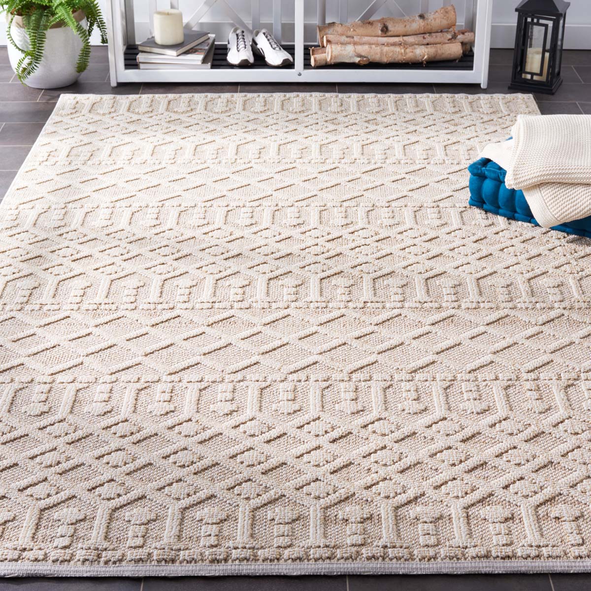 Safavieh Global 402 Rug, GLB402 - Beige / Ivory