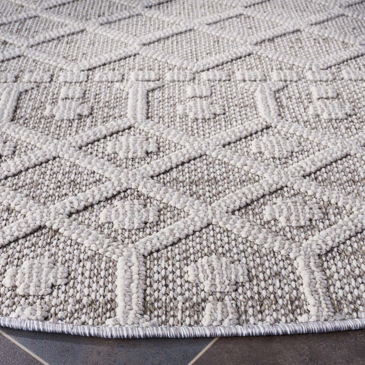 Safavieh Global 402 Rug, GLB402 - Grey / Ivory