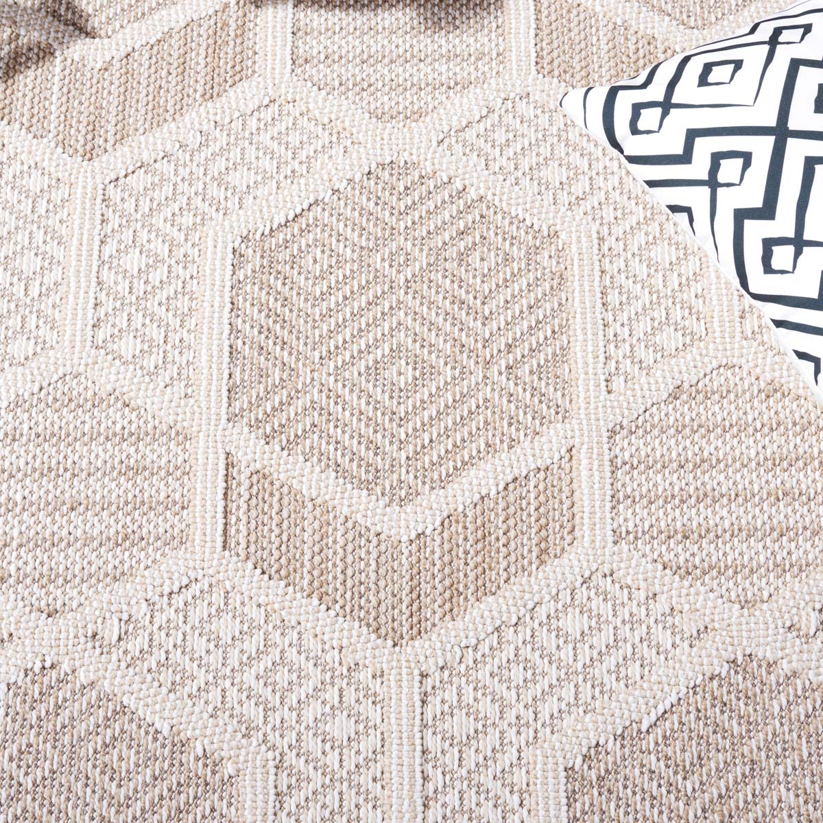 Safavieh Global 406 Rug, GLB406 - Beige / Ivory